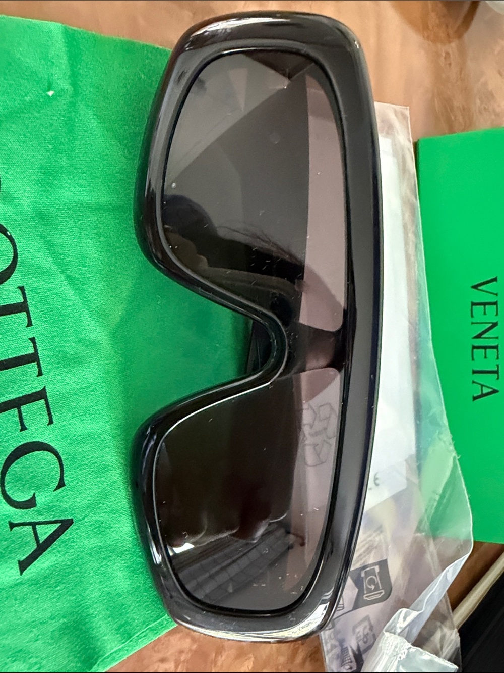 Bottega Veneta Black Wrap-Around Sunglasses - Picture 5 of 6